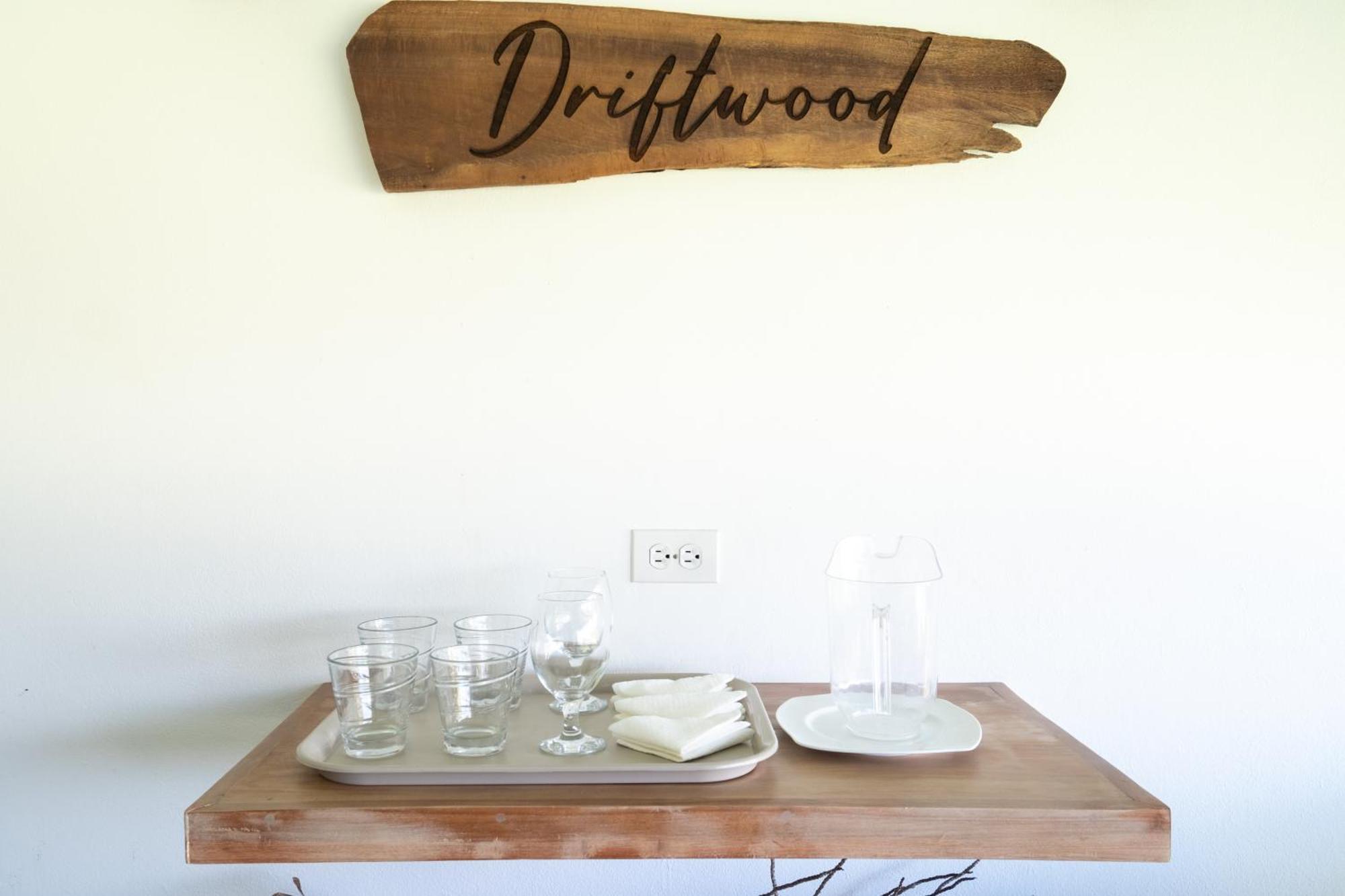 Jamaica Time Driftwood At Sea Palms 3Br 3Ba Condo In Ocho Rios With Pool And Beach Front With Views Only 10 Mins From Ochi Intl Airport Direct Flight From Miami St Mary Exterior photo