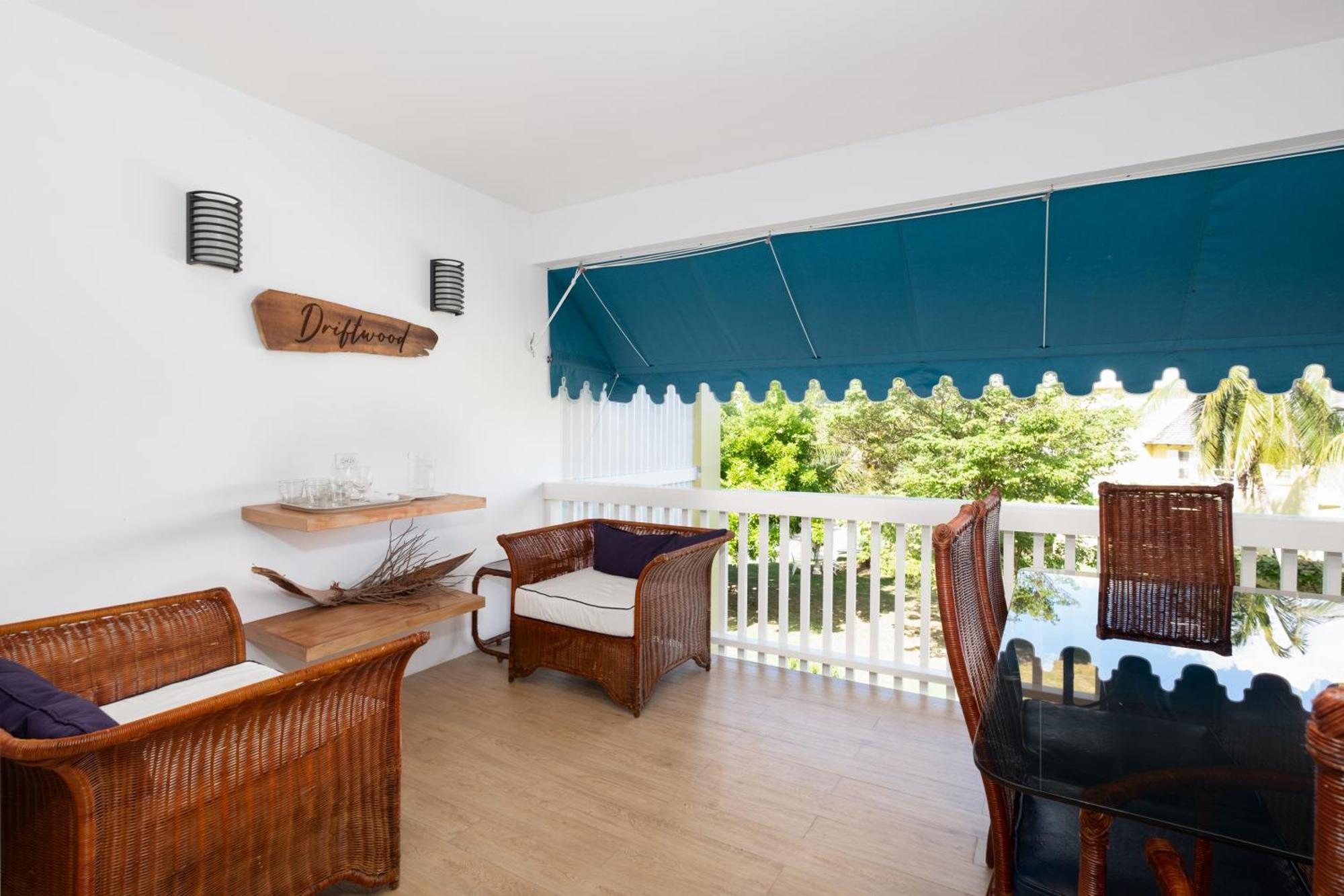 Jamaica Time Driftwood At Sea Palms 3Br 3Ba Condo In Ocho Rios With Pool And Beach Front With Views Only 10 Mins From Ochi Intl Airport Direct Flight From Miami St Mary Exterior photo